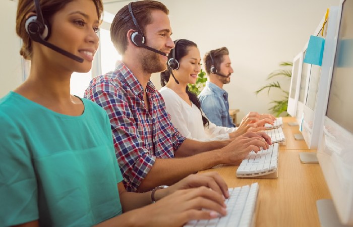 How Answering Service Improves Communication and Maximizes Growth